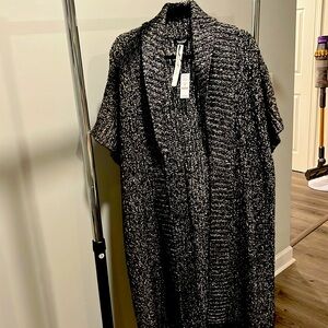 White House black market size L color: Black with crema. Marl cocoon midi